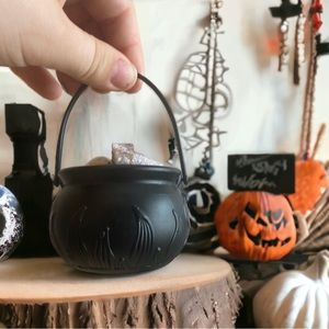 SOLD OUT Small Halloween caldron filled with surprise assortment of crystals